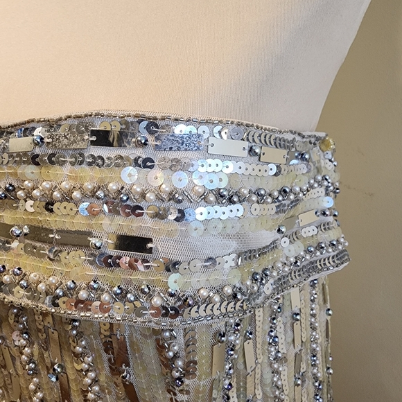 JOVANI Silver and Cream Sequin Strappled Prom Gown Sz 14 - Picture 9 of 15